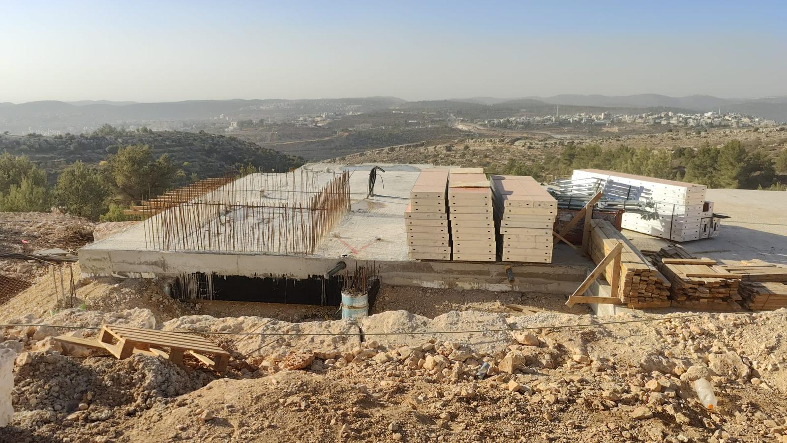 WhatsApp Image 2025-11-02 at 09.30.52 (1)